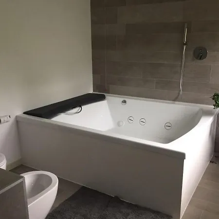 빌라 Sleeps 7 With Pool Air Con And Wifi 벨라지오